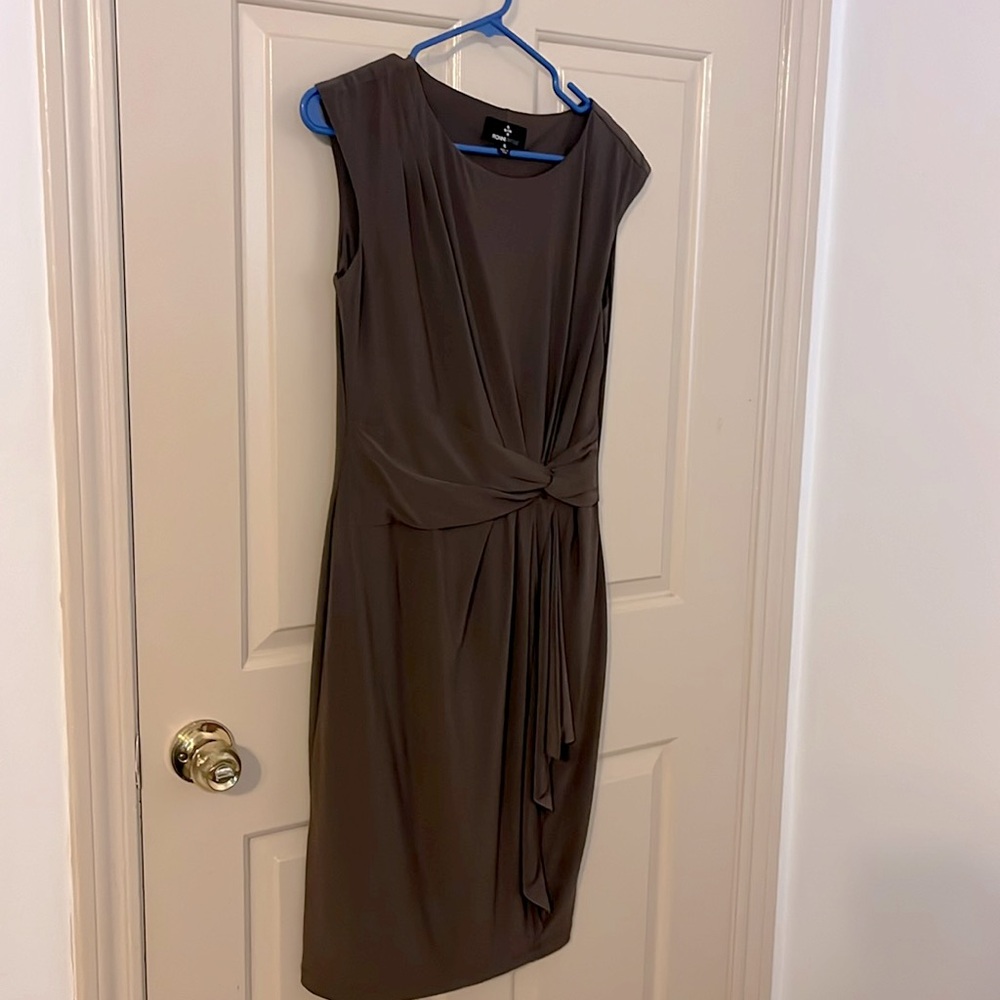 This is size 6 dress from Ronni Nicole